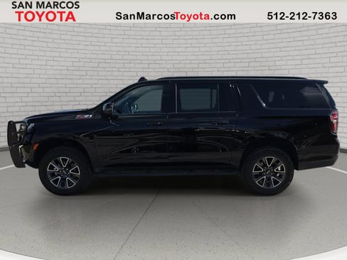 Used 2021 Chevrolet Suburban Z71 w/ Luxury Package AWD/4WD image 9
