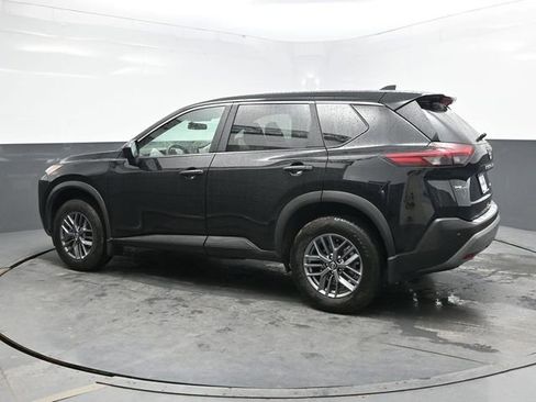 Used 2023 Nissan Rogue S AWD/4WD image 4