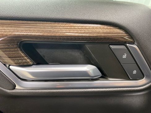 Used 2022 Chevrolet Silverado 1500 RST w/ Z71 Off-Road Package image 26