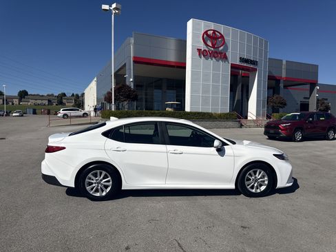 Certified 2025 Toyota Camry LE image 3