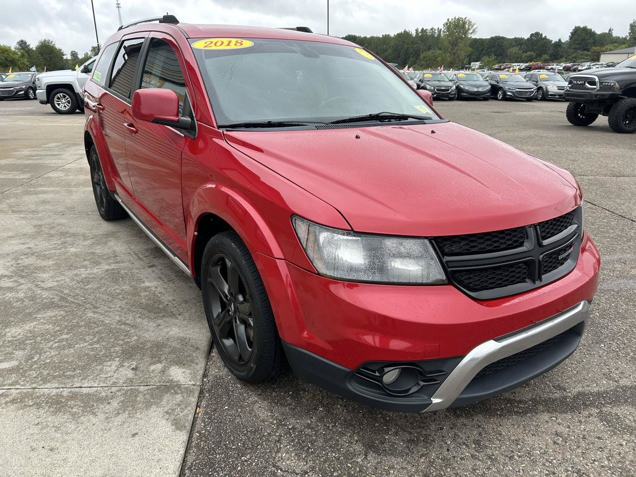 Used 2018 Dodge Journey Crossroad FWD image 3