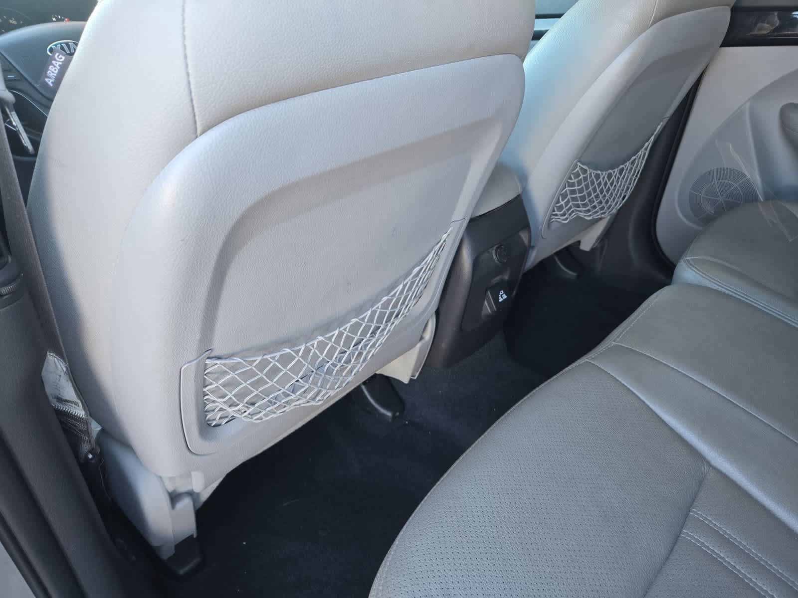 Used 2014 Kia Sorento SX w/ 3rd Row Package FWD image 18