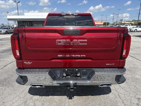 Used 2021 GMC Sierra 1500 SLT AWD/4WD image 5