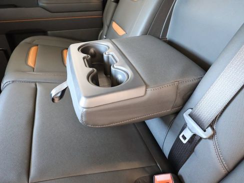 New 2026 GMC Sierra 1500 AT4 w/ Technology Package AWD/4WD image 30