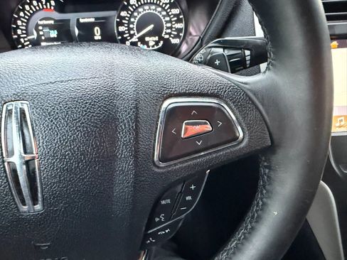 Used 2019 Lincoln MKC Reserve w/ MKC Climate Package image 15