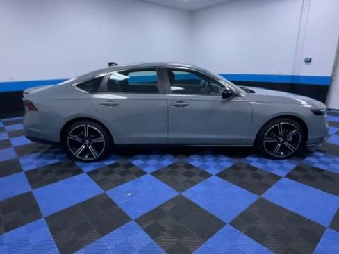 Certified 2024 Honda Accord Sport image 9