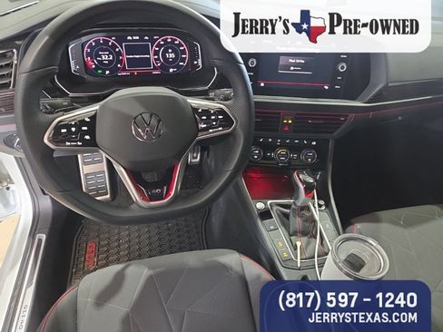 Used 2024 Volkswagen Jetta GLI 40th Anniversary Edition FWD image 8
