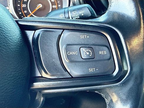 Used 2020 Jeep Wrangler Unlimited Sport AWD/4WD image 35