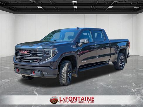 Certified 2022 GMC Sierra 1500 AT4 w/ AT4 Premium Package AWD/4WD image 1