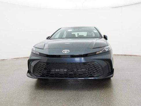 New 2026 Toyota Camry SE image 31