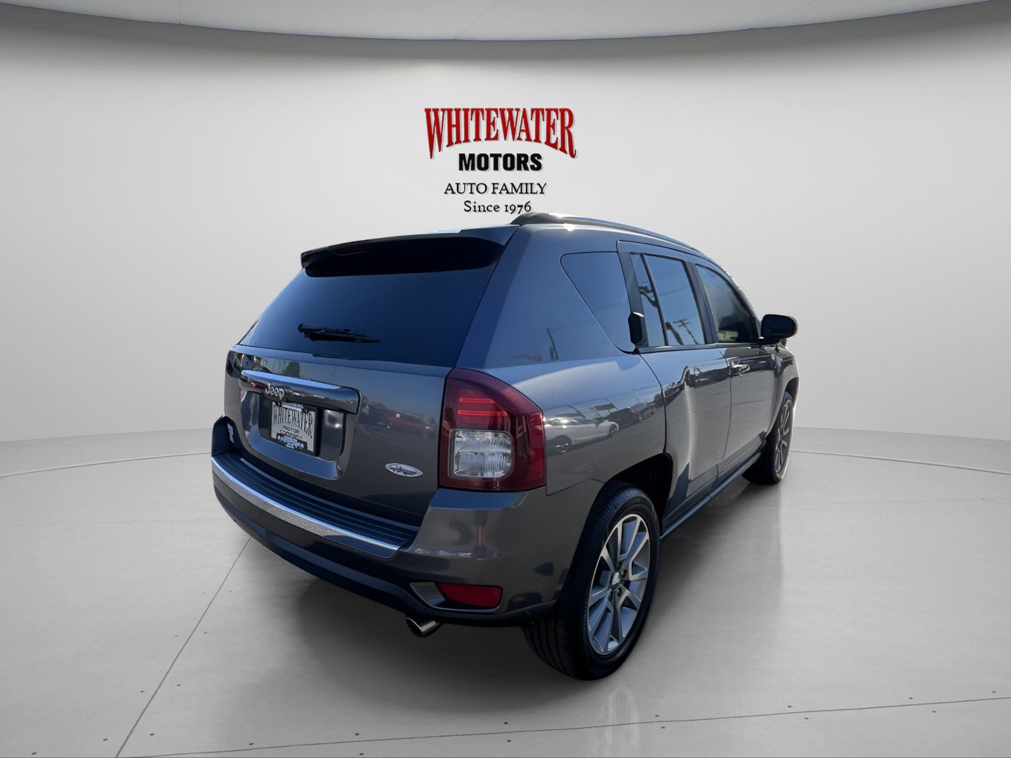 Used 2016 Jeep Compass High Altitude FWD image 5