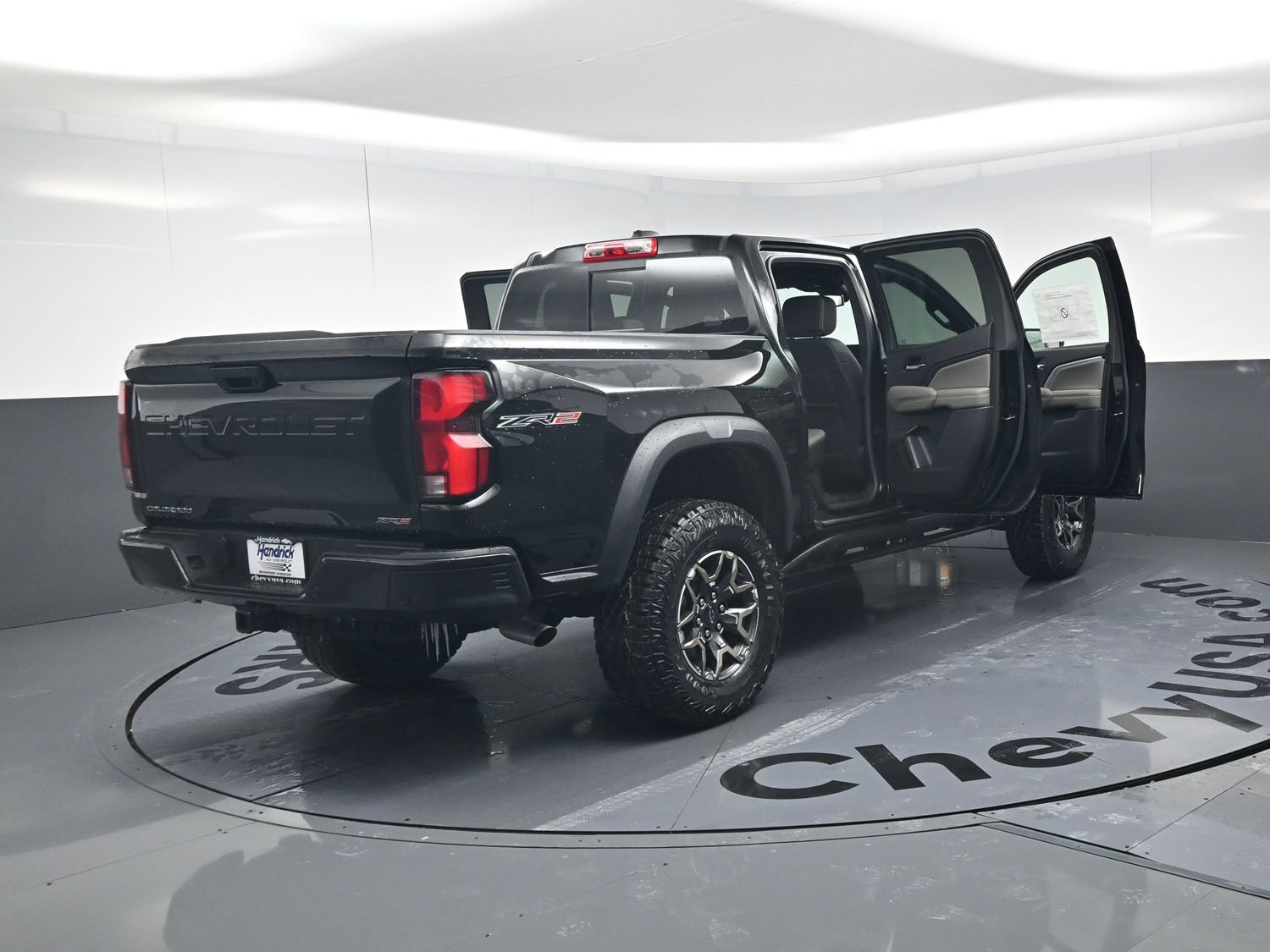 New 2026 Chevrolet Colorado ZR2 w/ Technology Package AWD/4WD image 25