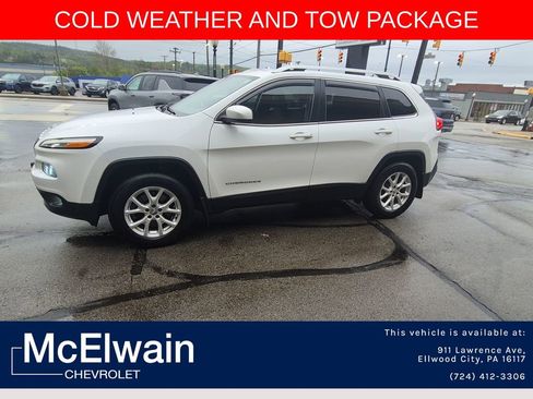 Used 2015 Jeep Cherokee Latitude w/ Cold Weather Group AWD/4WD image 12