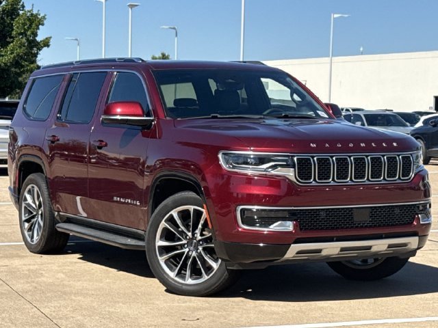 Used 2022 Jeep Wagoneer Series II w/ Premium Group I RWD image 2