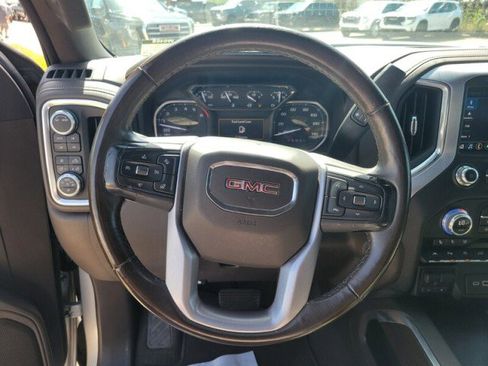 Used 2021 GMC Sierra 1500 SLT w/ SLT Premium Plus Package AWD/4WD image 11