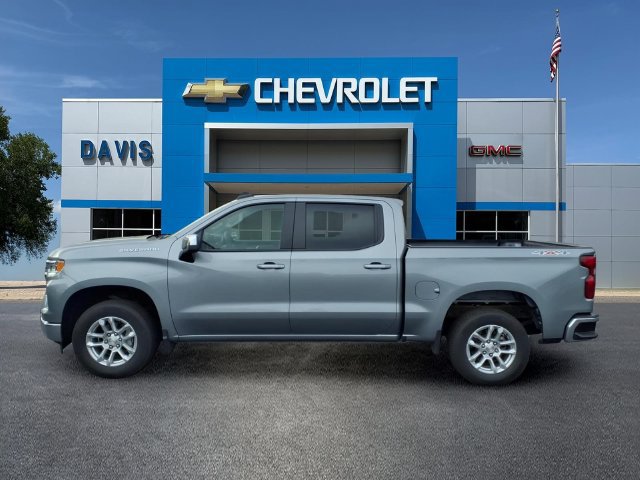 Used 2024 Chevrolet Silverado 1500 LT AWD/4WD image 6