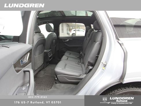 Used 2022 Audi Q7 3.0T Premium Plus AWD/4WD image 36