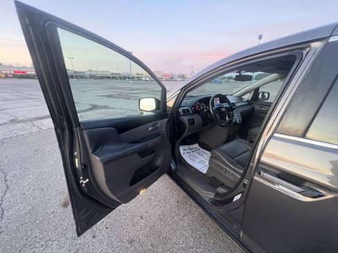 Used 2013 Honda Odyssey EX-L image 16