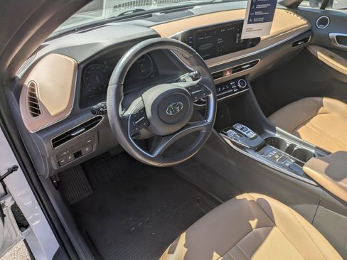 Certified 2023 Hyundai Sonata Limited FWD image 11