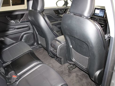 Used 2022 Lincoln Corsair AWD w/ Equipment Group 101A image 34