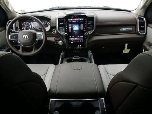 New 2026 RAM 1500 Laramie AWD/4WD image 20