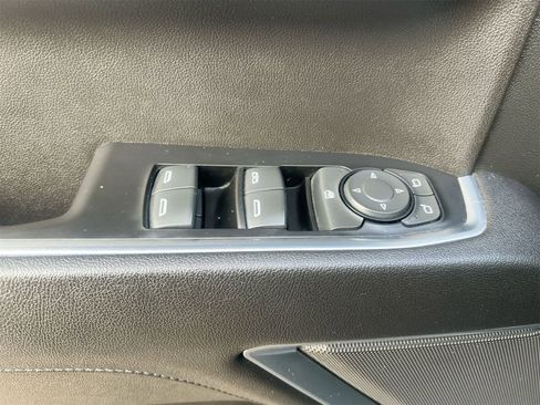 Used 2023 Chevrolet Silverado 1500 LT image 17