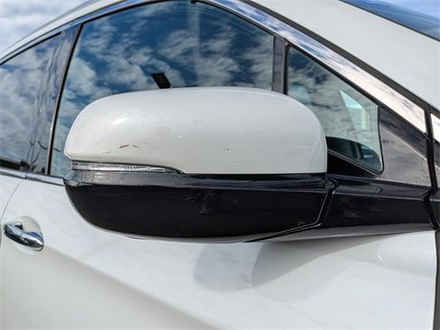 Used 2021 Honda Pilot Touring image 11