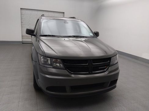Used 2020 Dodge Journey SE w/ Blacktop Package image 14