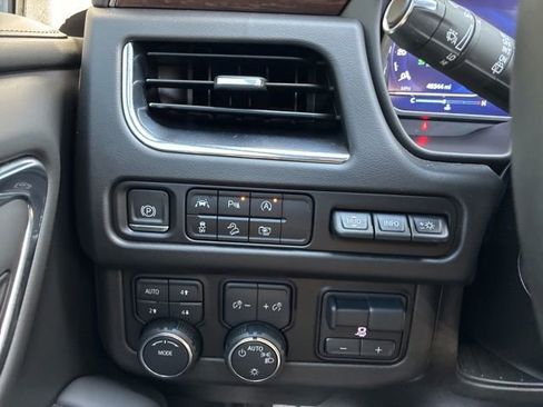 Used 2023 Chevrolet Tahoe High Country w/ Max Trailering Package AWD/4WD image 28