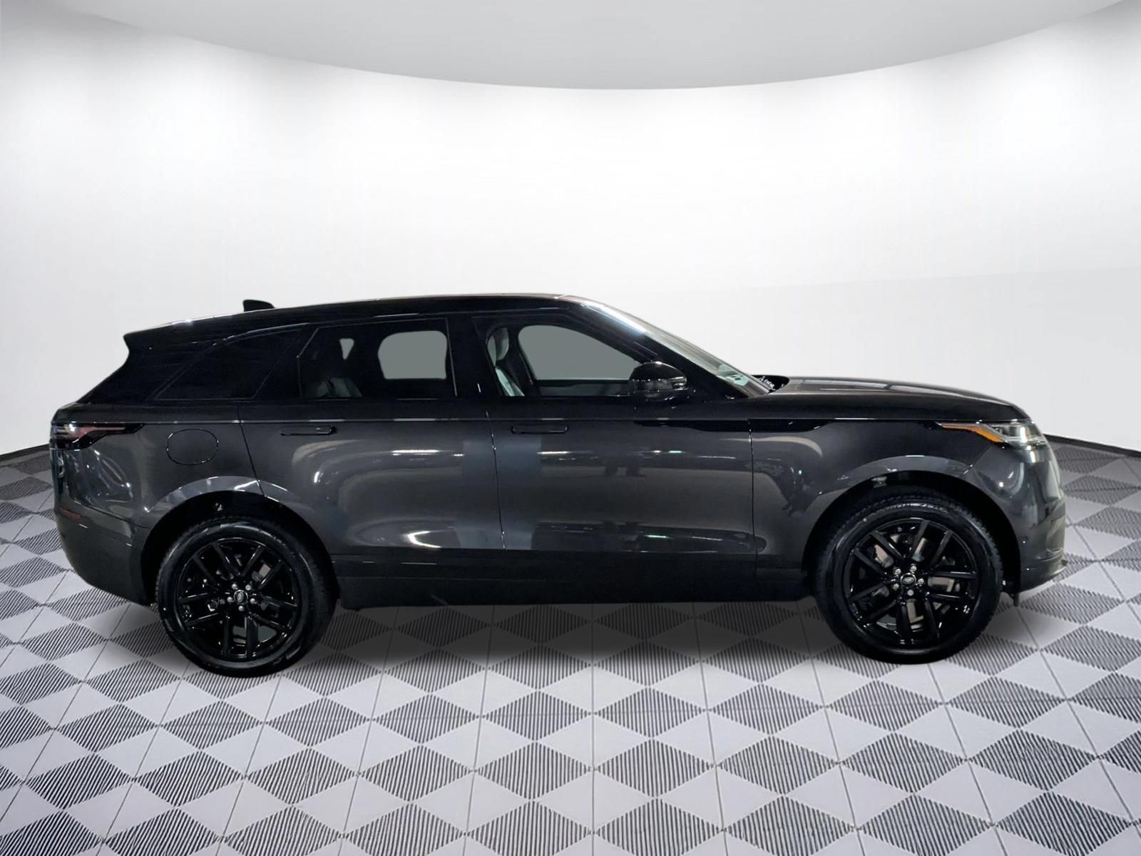 New 2026 Land Rover Range Rover Velar S AWD/4WD image 11