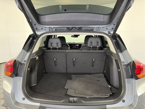 Used 2025 Buick Encore GX Preferred AWD/4WD image 14