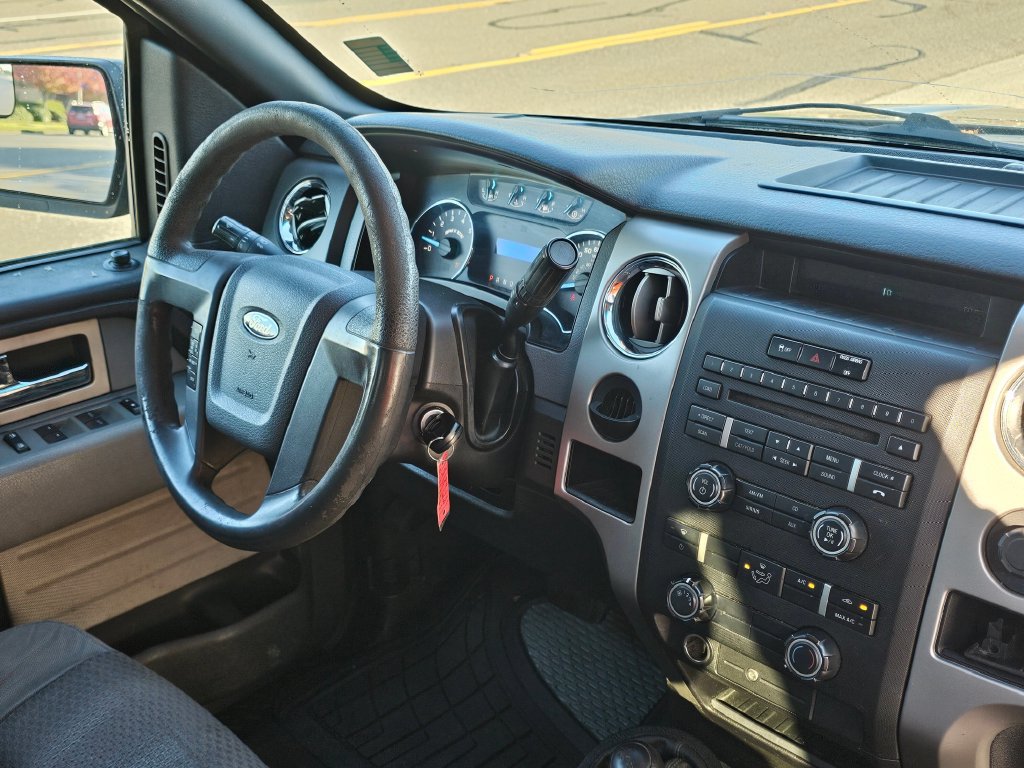 Used 2011 Ford F150 XLT w/ Trailer Tow Pkg AWD/4WD image 10