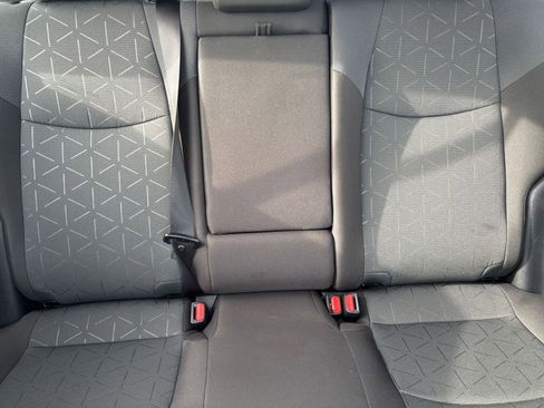 Used 2025 Toyota RAV4 XLE image 36