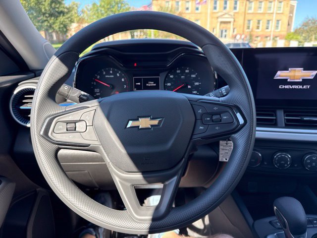 New 2026 Chevrolet Trax LS w/ LS Convenience Package FWD image 15