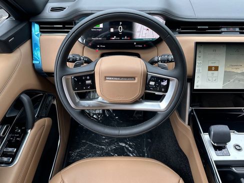New 2026 Land Rover Range Rover Long Wheelbase SE AWD/4WD image 15
