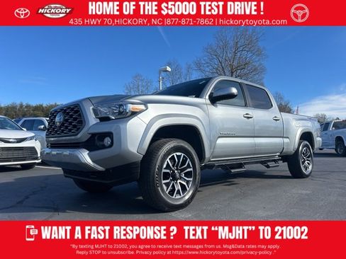 Used 2023 Toyota Tacoma TRD Sport image 1