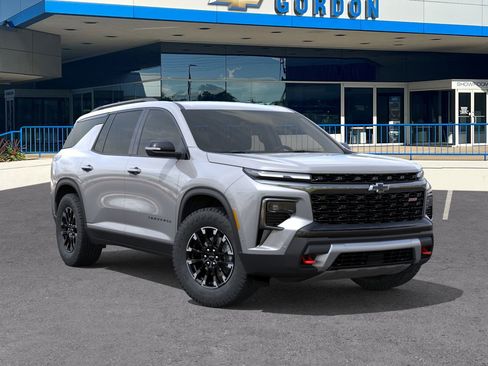 New 2026 Chevrolet Traverse Z71 w/ Enhanced Driving Package image 7