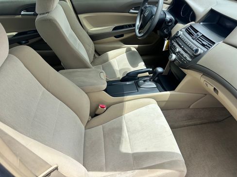 Used 2009 Honda Accord LX image 9