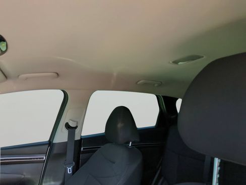 Used 2023 Hyundai Tucson SE FWD image 18
