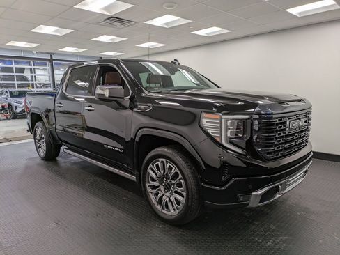 Used 2024 GMC Sierra 1500 Denali Ultimate image 3