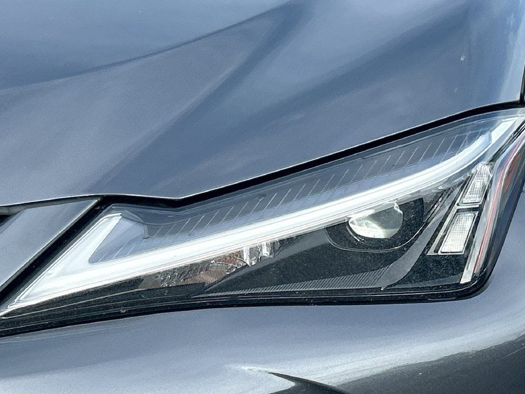 Used 2024 Lexus UX 250h F Sport FWD image 39