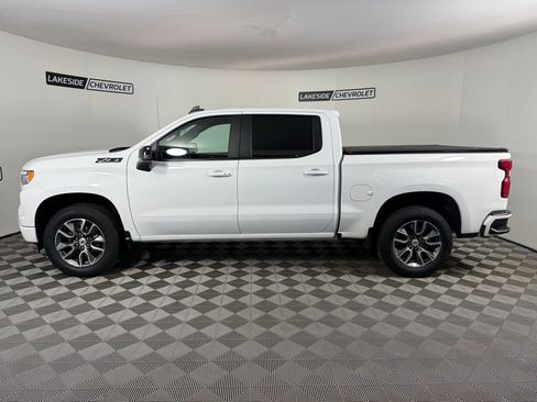Used 2024 Chevrolet Silverado 1500 RST w/ Z71 Off-Road Package AWD/4WD image 3
