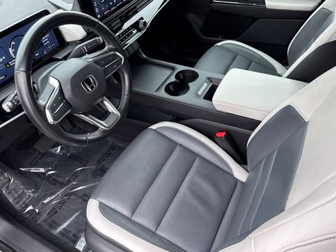 Used 2024 Honda Prologue Touring image 4