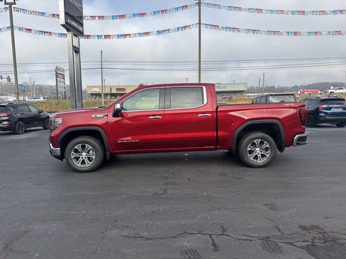 New 2026 GMC Sierra 1500 SLT image 7