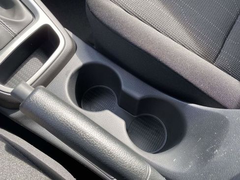 New 2026 Hyundai Venue SE FWD image 15