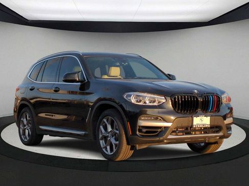Used 2021 BMW X3 xDrive30e w/ Executive Package image 2