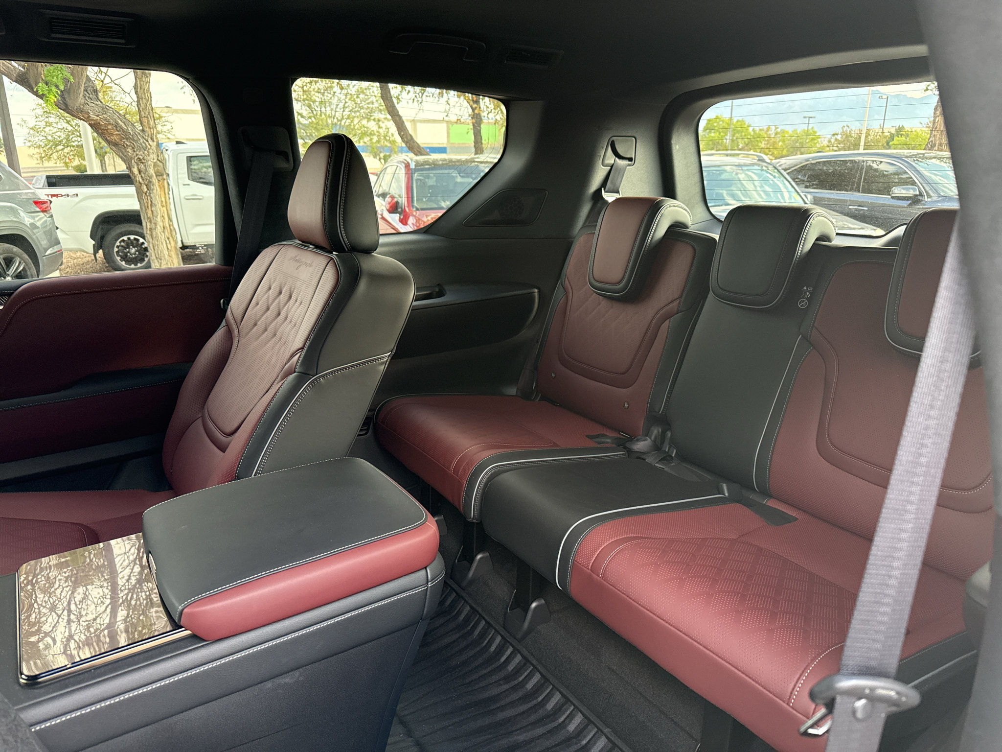 Used 2026 INFINITI QX80 Autograph AWD/4WD image 14