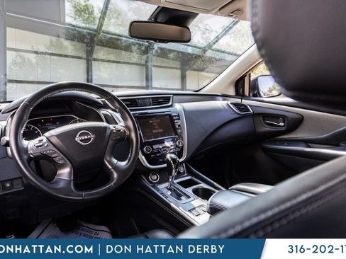Used 2023 Nissan Murano SV FWD image 19