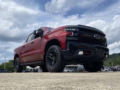 Used 2020 Chevrolet Silverado 1500 LT Trail Boss image 35