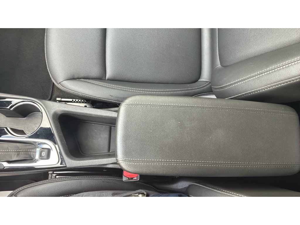Used 2024 Buick Encore GX Sport Touring FWD image 17